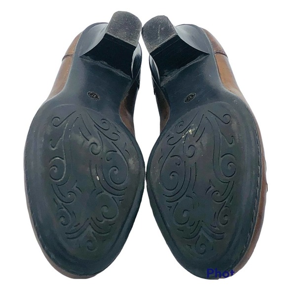 STRICTLY COMFORT WOMENS Brown LEATHER PUMPS CAREER HEELS SHOES SIZE 7.5 M - Picture 6 of 8